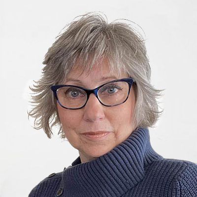 373097228-kelly-janiero